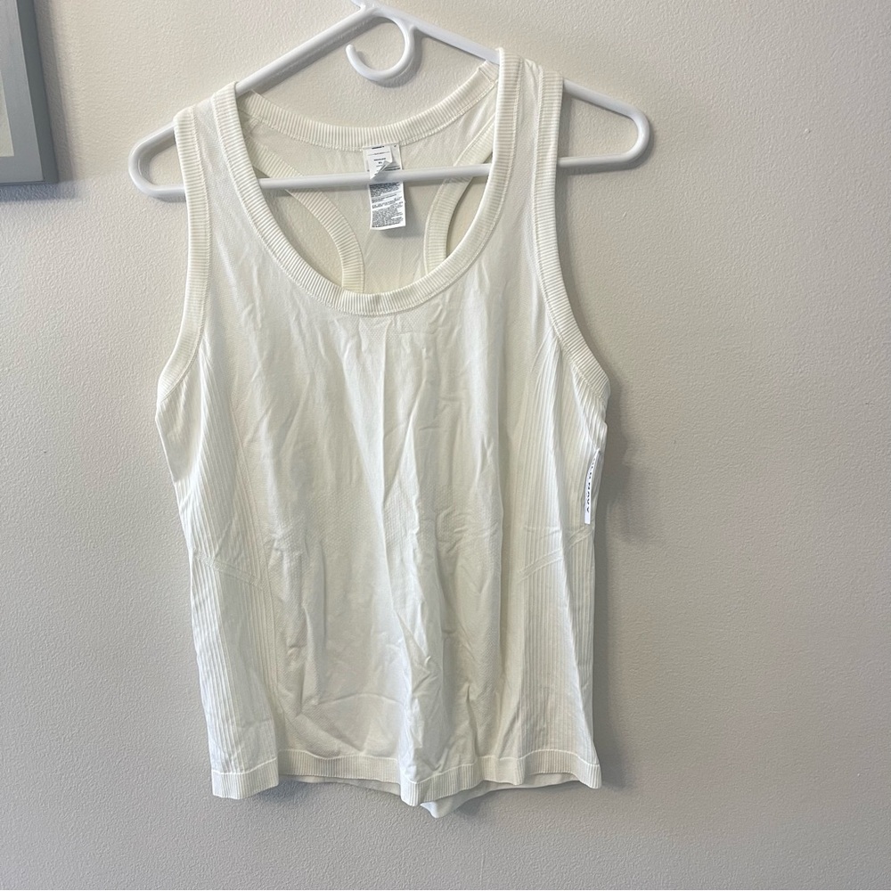 Old Navy Bright Cream Go-dry Active Sleeveless Women's Top